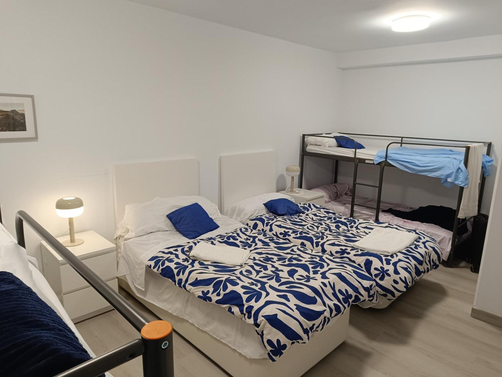 2-Centro Hab Compartida Masculina 8X Bed & Breakfast Madrid Exterior photo